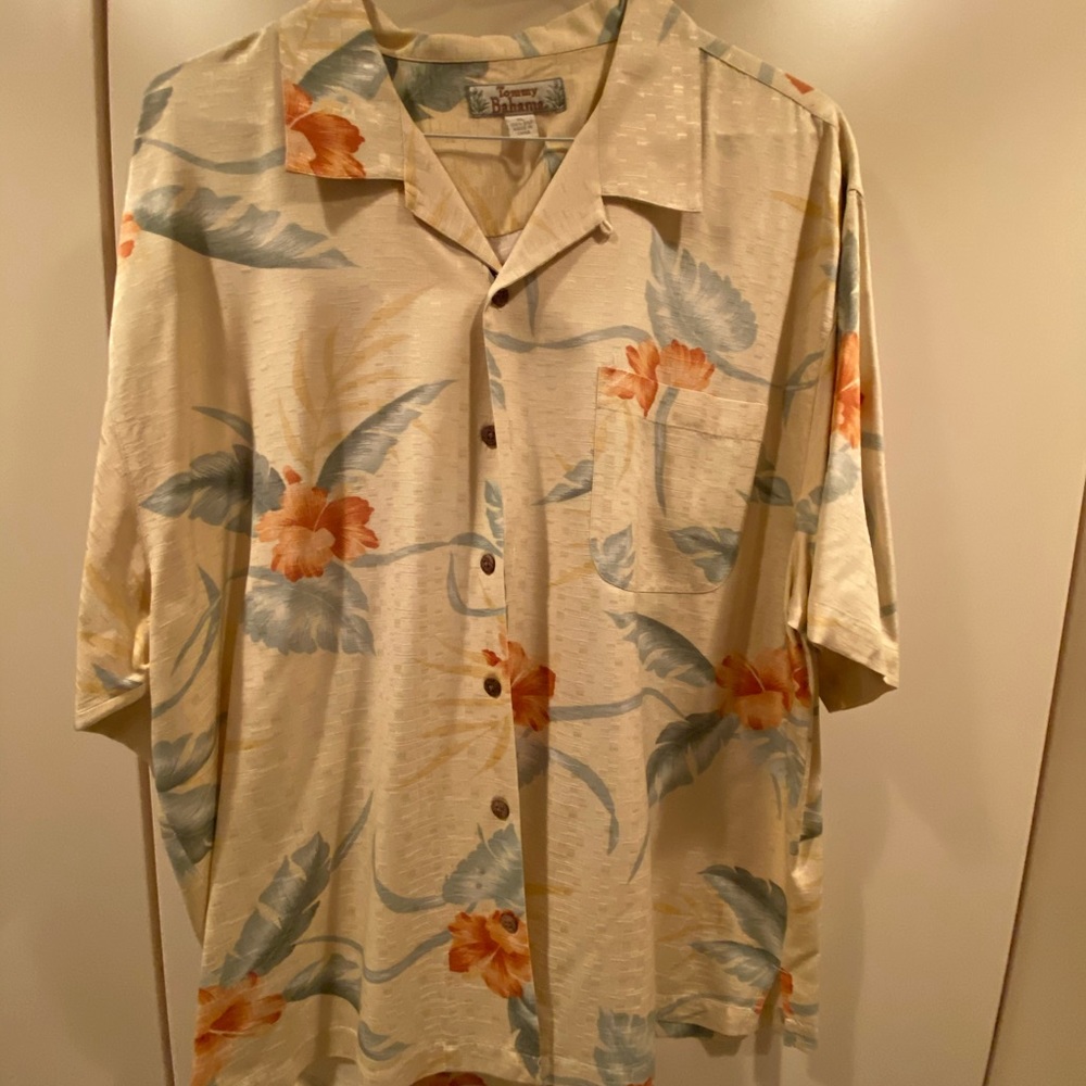 Tommy Bahama Men’s Shirt